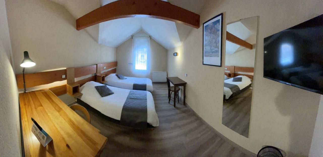 Logis De La Grande Cascade Hotel Le Tholy Bagian luar foto